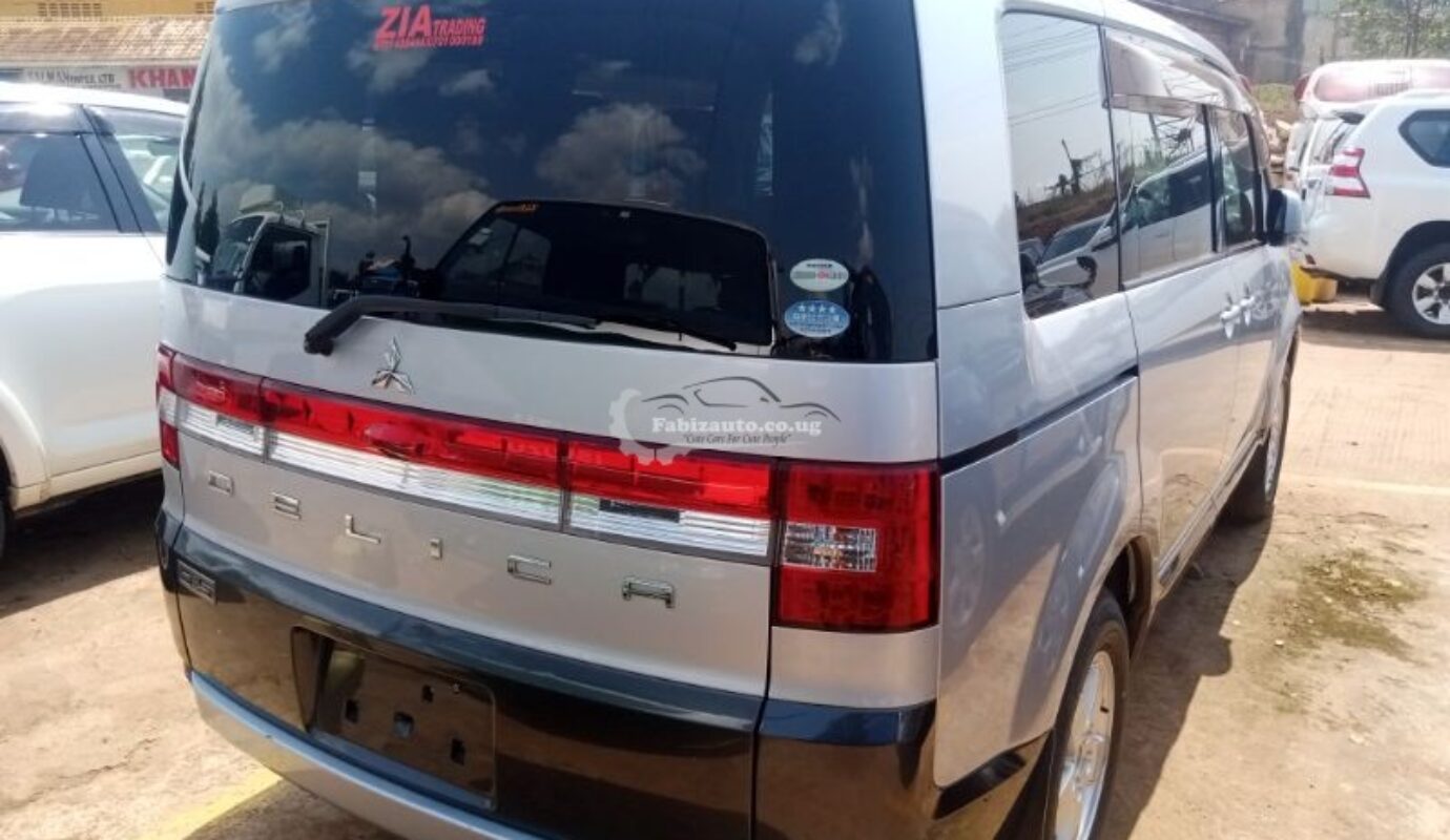 Mitsubishi Delica