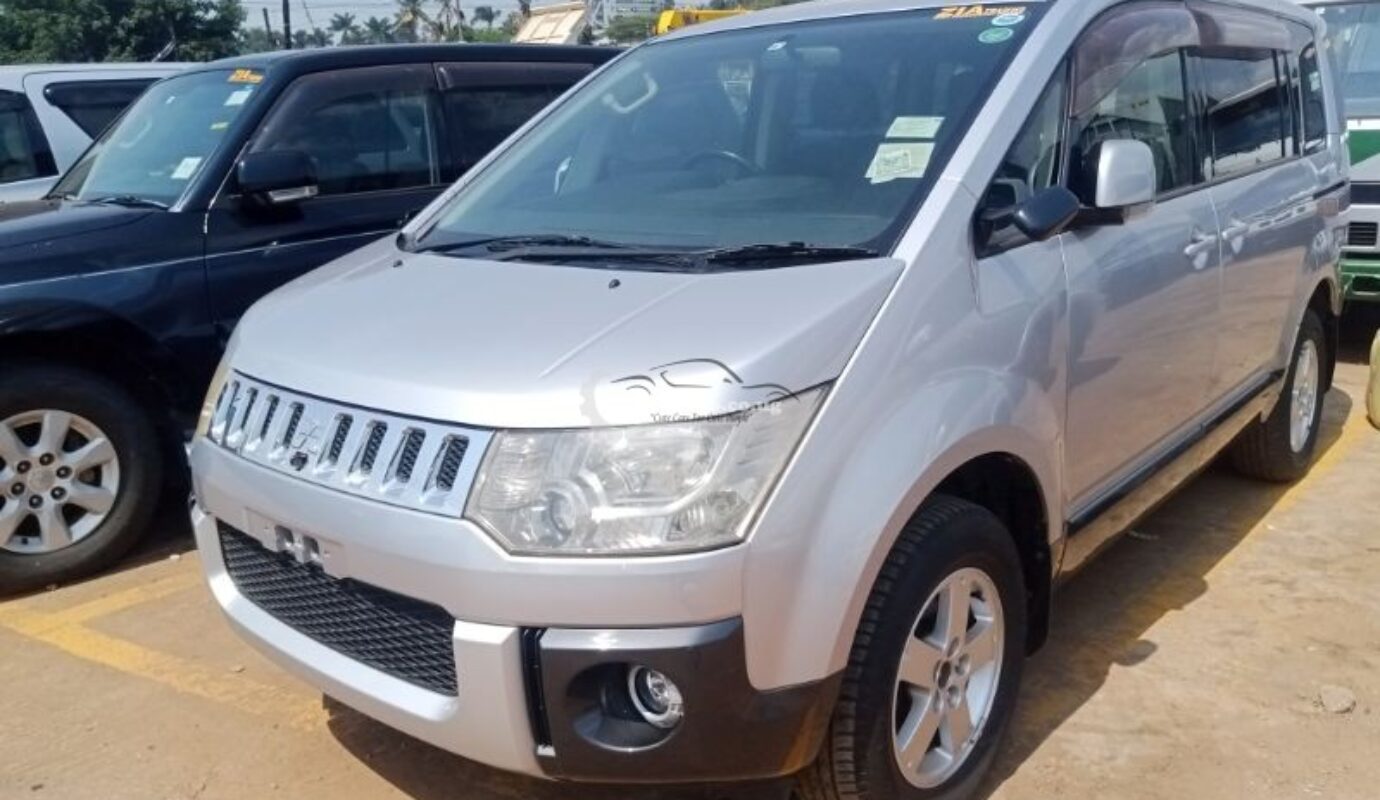 Mitsubishi Delica