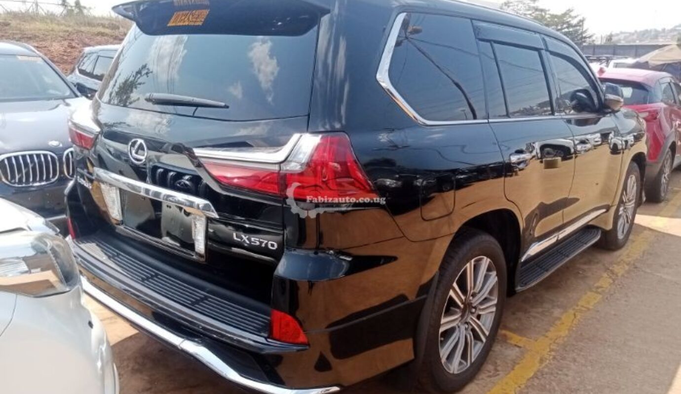 Lexus LX570