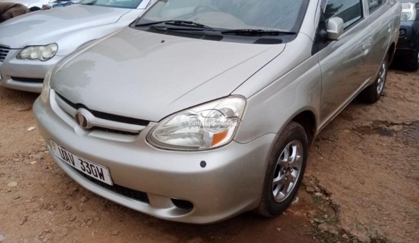 Toyota Platz