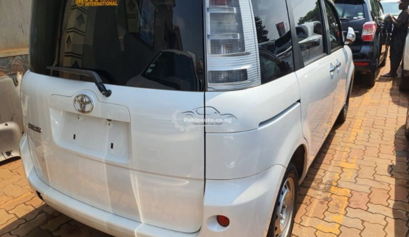 TOYOTA SIENTA