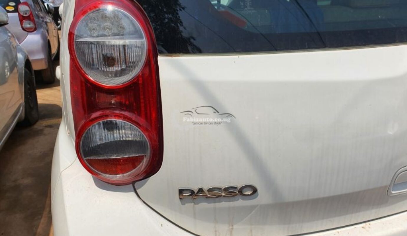 TOYOTA PASSO