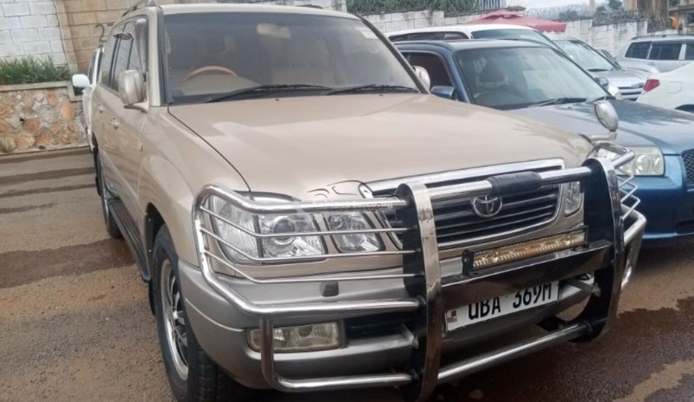 Toyota Landcruiser V8