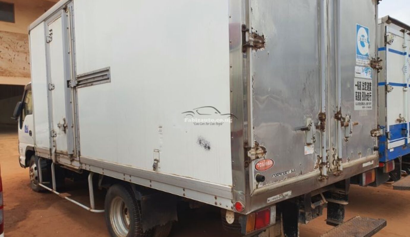 ISUZU ELF FREEZER