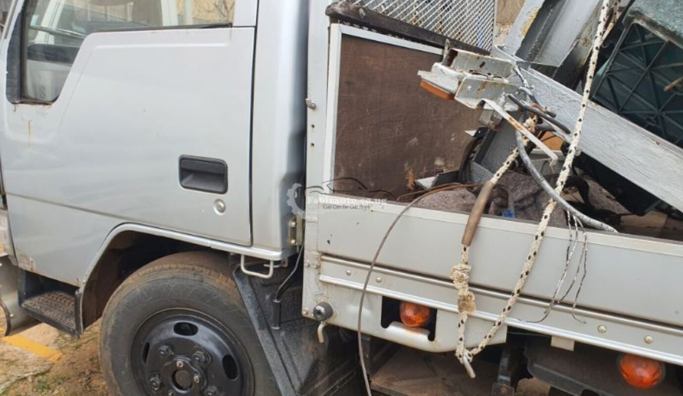 MITSUBISHI CANTER BREAK DOWN