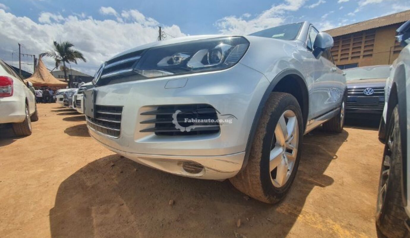 VOLKSWAGEN TOUAREG BLUE MOTION