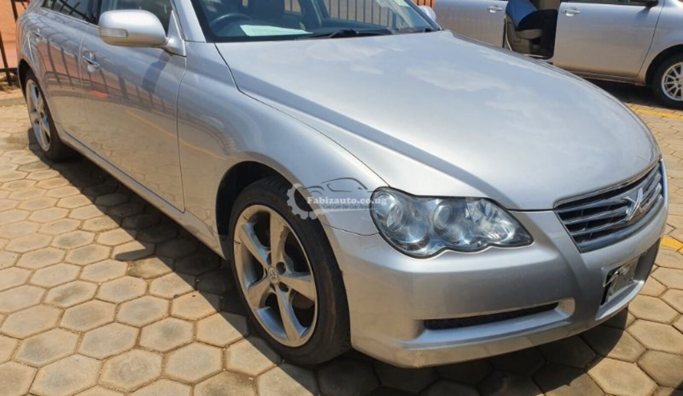 TOYOTA MARK X