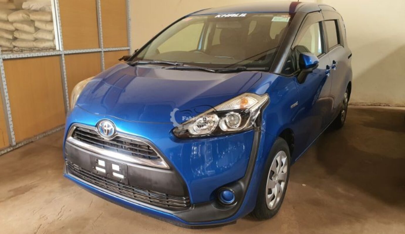 TOYOTA SIENTA HYBRID