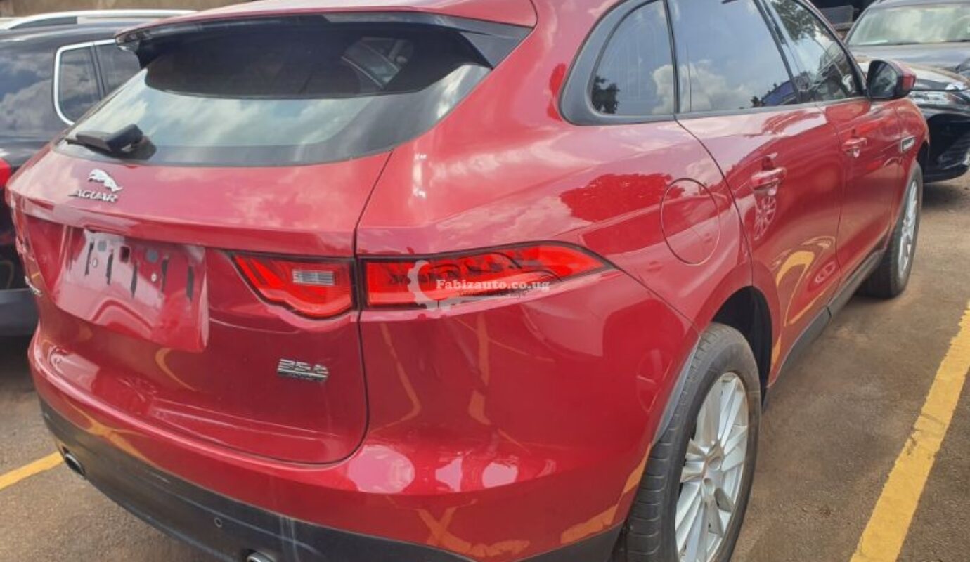 JAGUAR F PACE